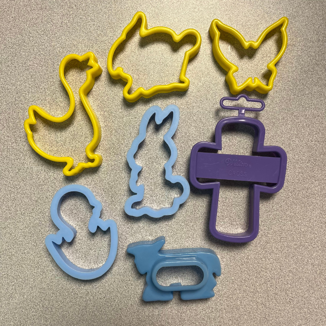 plastic easter cookie cutters